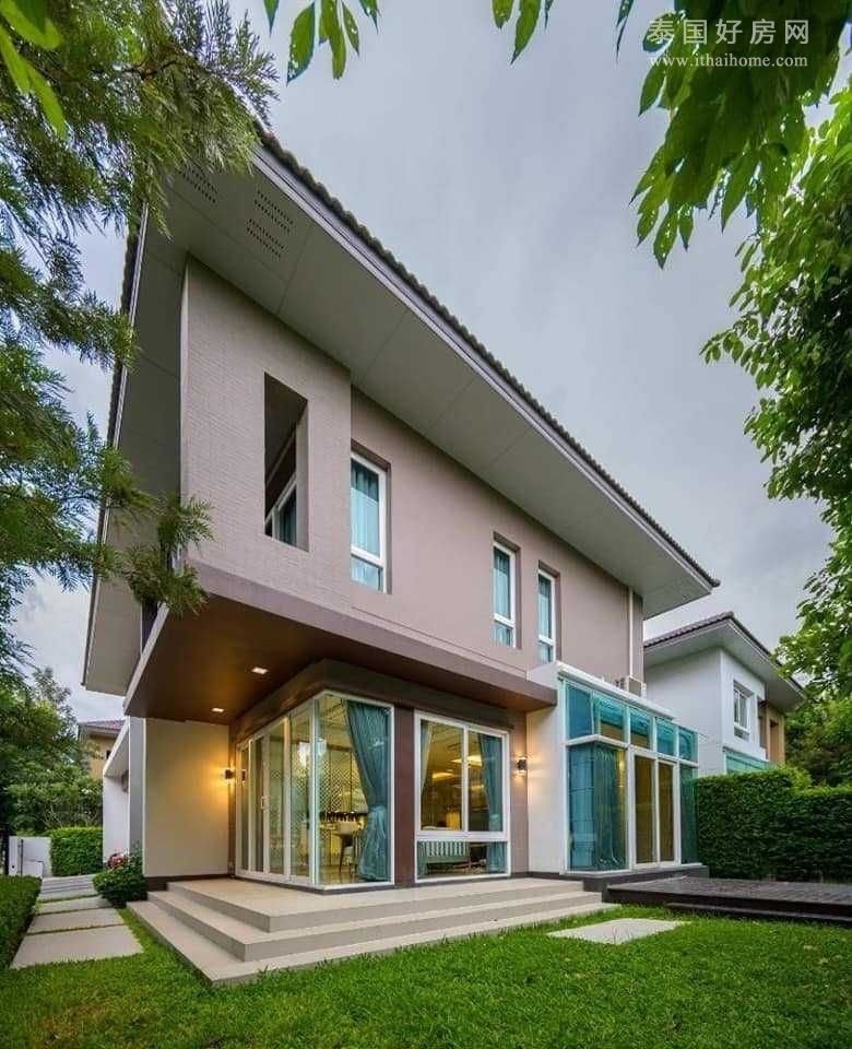 【推荐】Laddarom Bangna独栋别墅出售 4卧293平米 售价18,900,000泰铢