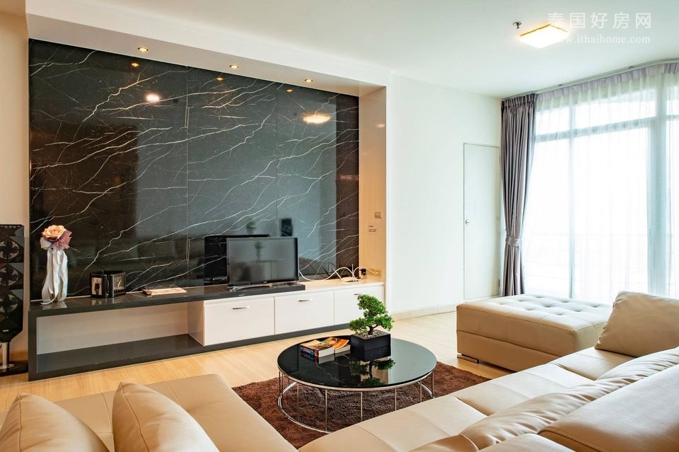 【推荐】Baan Sathorn Chaophraya公寓出售 2卧140平米 售价1,190万泰铢