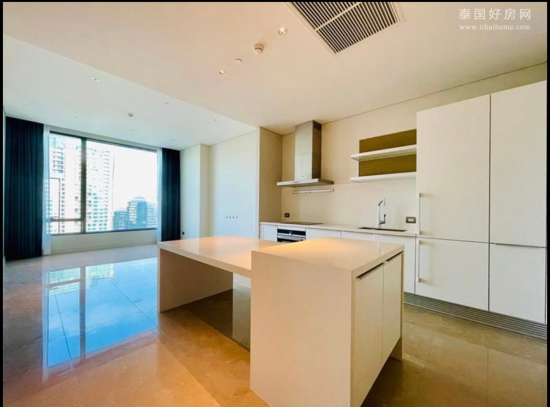 【推荐】Sindhorn公寓出售 1卧74平米 售1,205万泰铢