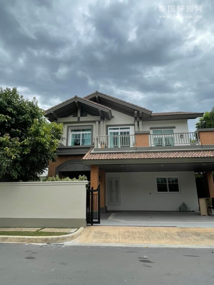 【推荐】Nantawan Bangna 带私人泳池豪宅出售 4卧356平米 售2,800万泰铢