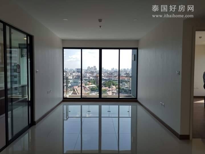 Supalai Premier Charoen Nakhon 公寓出售 2卧84.5平米 1050万泰铢