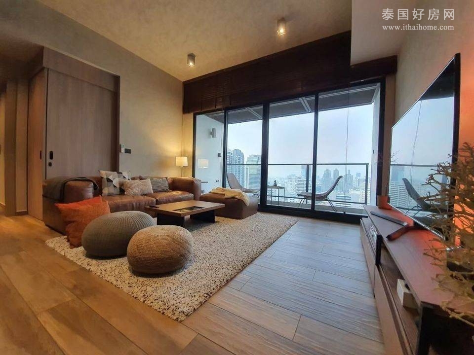 【推荐】The Lofts Asoke 公寓出售 2卧85.4平米 2250万泰铢