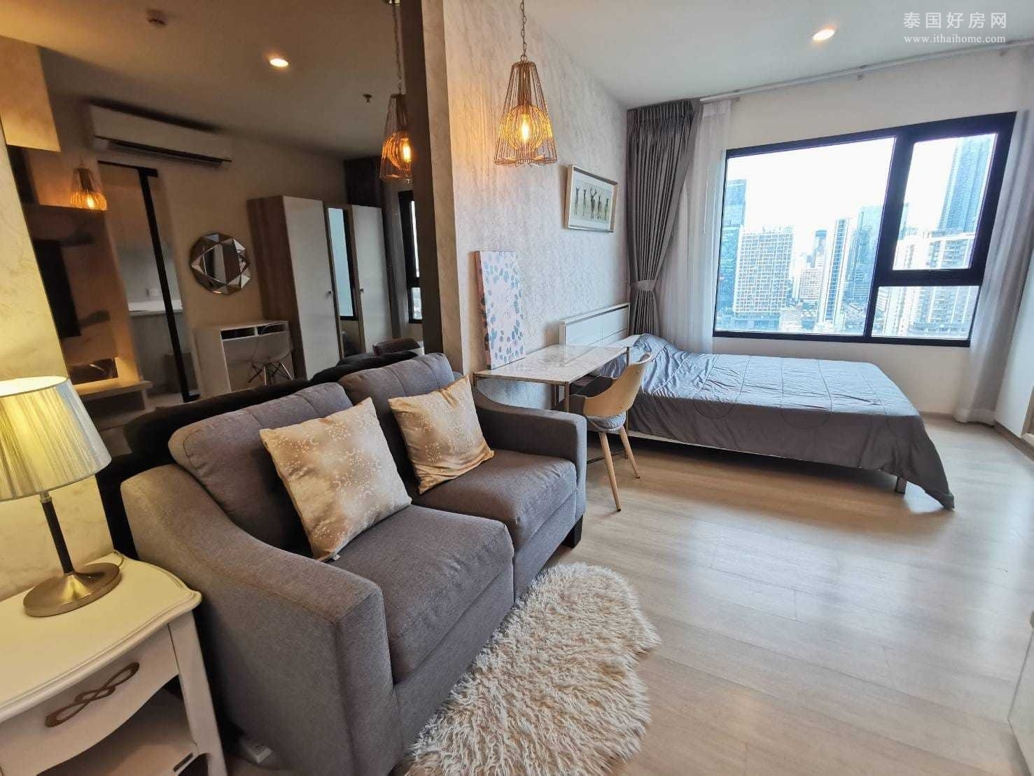【推荐】Life Asoke 公寓出售 开间24平米 432万泰铢