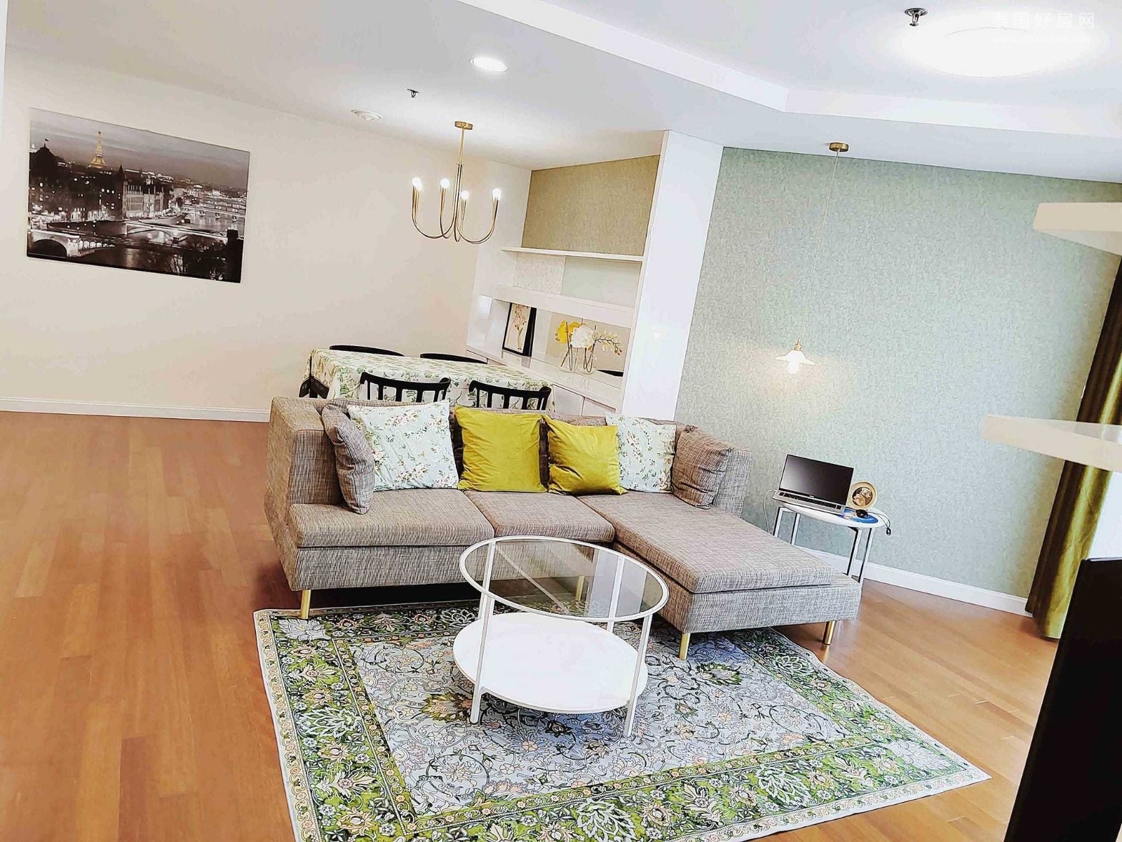 Belle Grand Rama9 公寓出售 2卧96平米 1100万泰铢