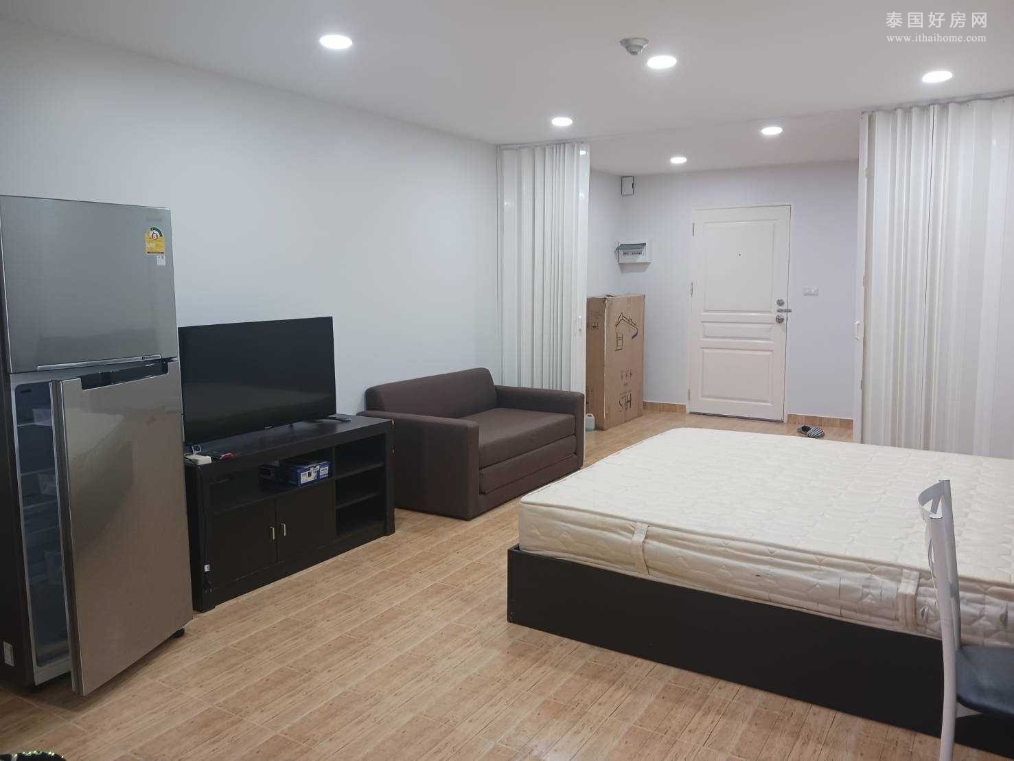 ITF Silom Palace 公寓出租 1卧42平米 15,000泰铢/月