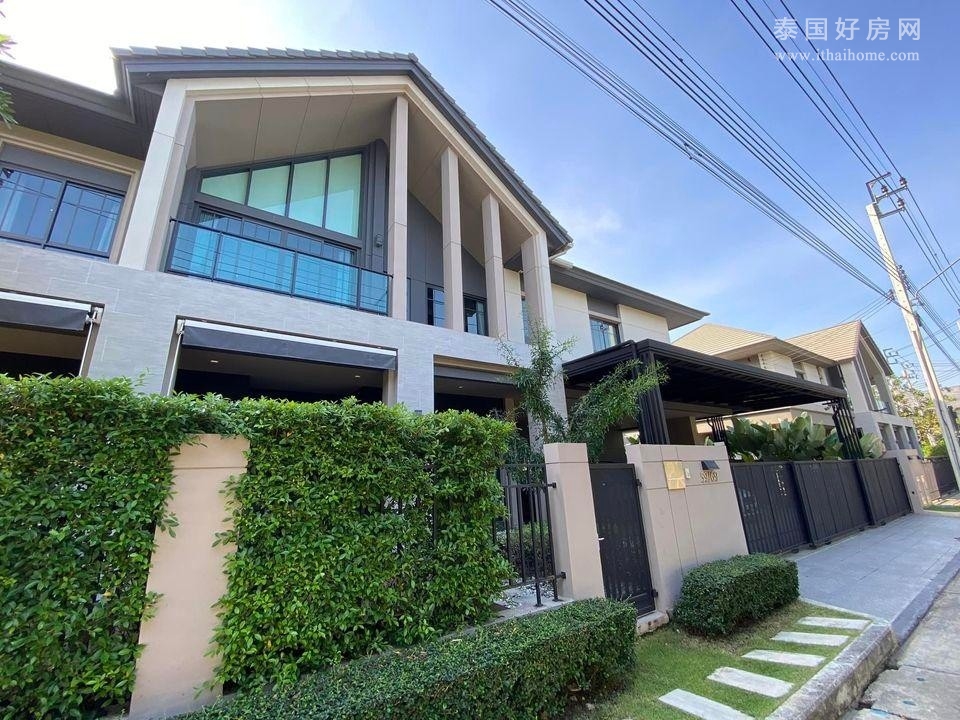 Bangkok Boulevard Changwattana 2 独栋别墅出售 4卧400平米 2300万泰铢