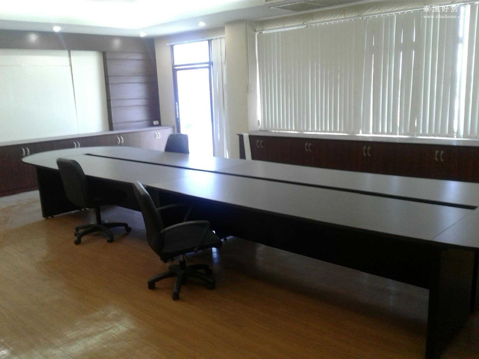 Office Rama 2 Mahachai 办公楼出租 3楼500平米 55,000泰铢/月
