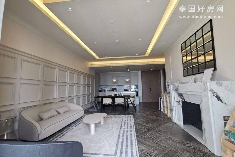 The Residences at Sindhorn Kempinski 公寓出售 2卧140平米 3450.5万泰铢
