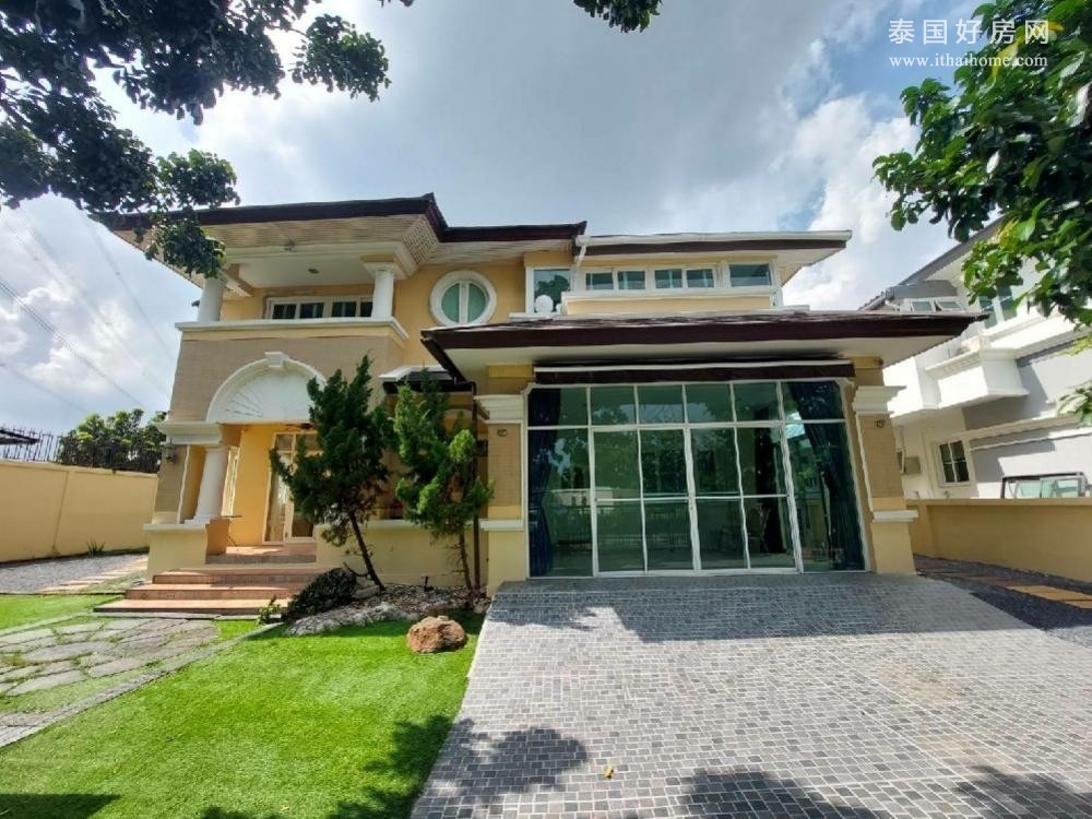 巴威区 | Nantawan Suanluang Rama 9 独栋别墅出租 5卧 350平米 95,000泰铢/月