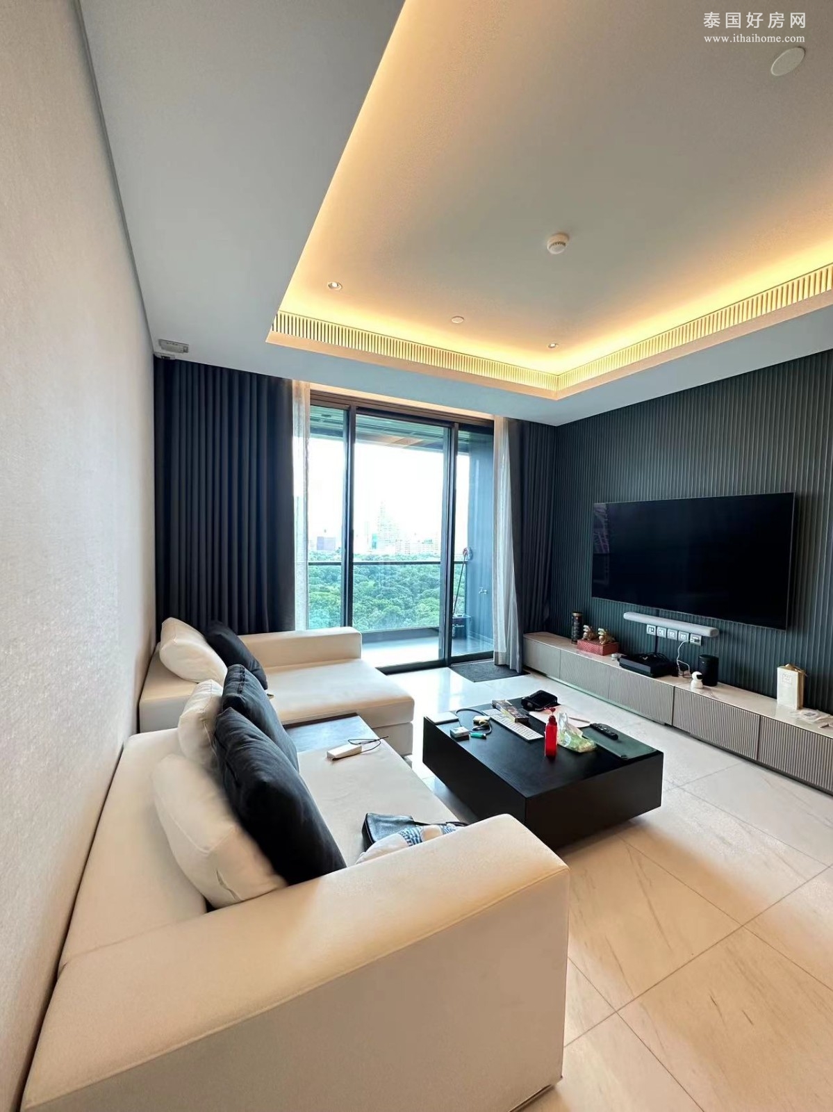 巴吞旺区 | Sindhorn Tonson 公寓出售 2卧 105平米 2800万泰铢