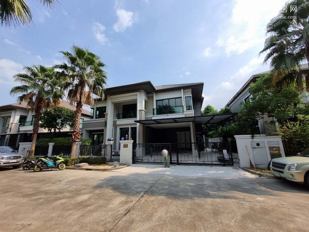 曼凯区 | Grand Bangkok Boulevard Sathorn-Kanlapaphruek 独栋别墅出租 4卧 400平米 180,000泰铢/月
