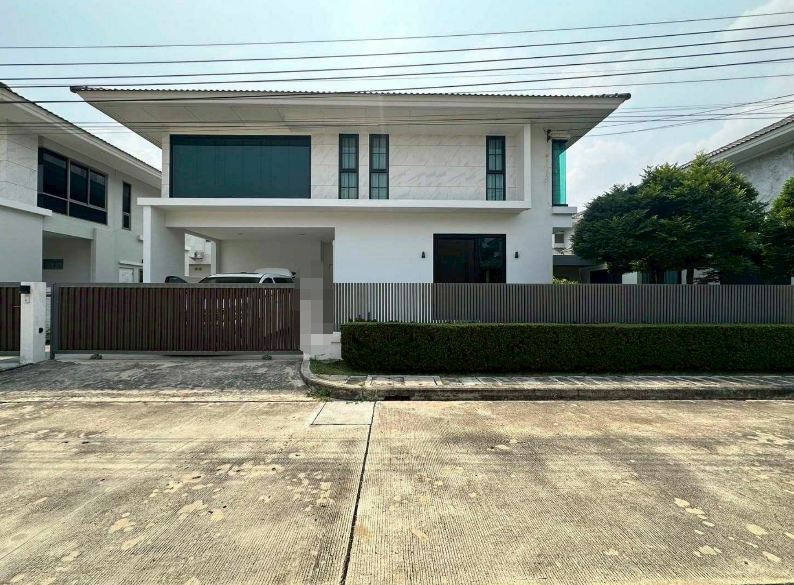 拉甲邦区 | Perfect Place Rama 9-Krungthepkreetha 独栋别墅出租 3卧 222平米 150,000泰铢/月