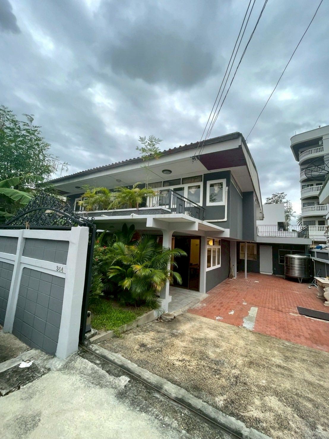 瓦他那区 | Pridi Banomyong巷 独栋别墅出租 4卧 324平米 45,000泰铢/月