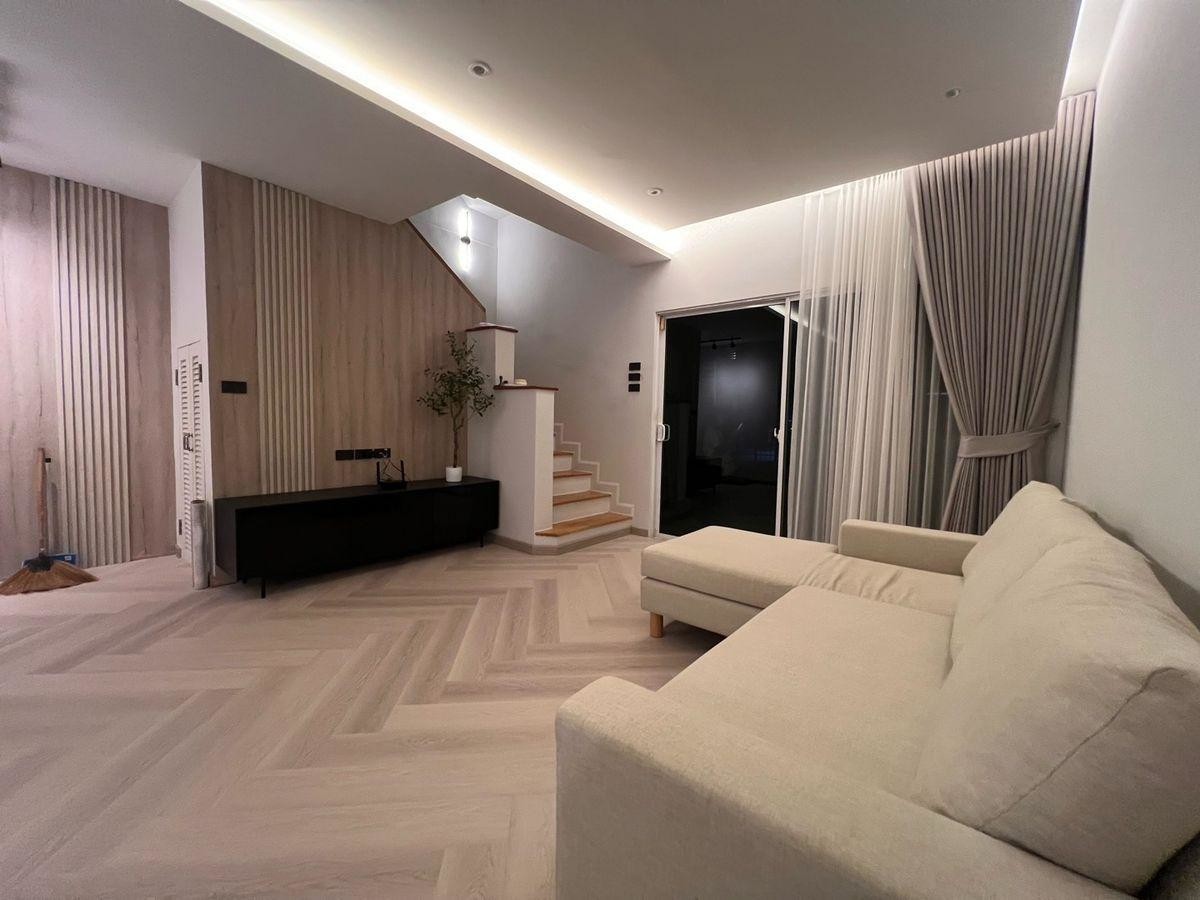 巴威区 | The Metro Rama 9 联排别墅出租 3卧 165平米 45,000泰铢/月