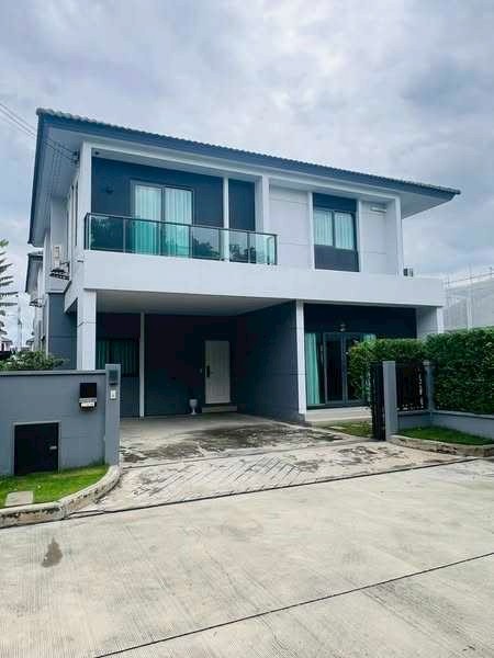 廊曼区 | CENTRO Vibhavadi 独栋别墅出租 4卧 210平米 75,000泰铢/月