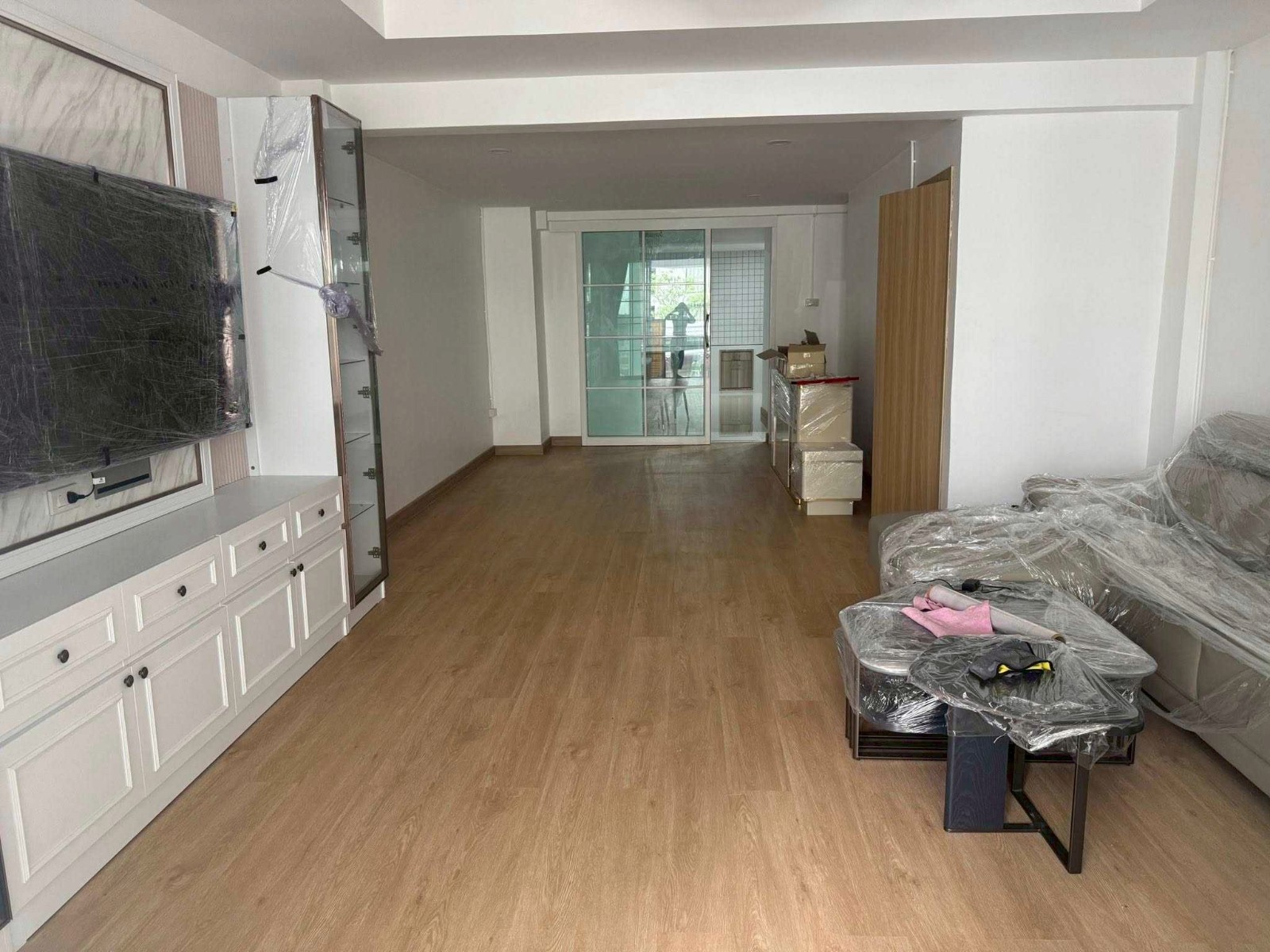 翁通郎区 | Lat Phrao 8x巷 独栋别墅出租 4卧 100平米 50,000泰铢/月