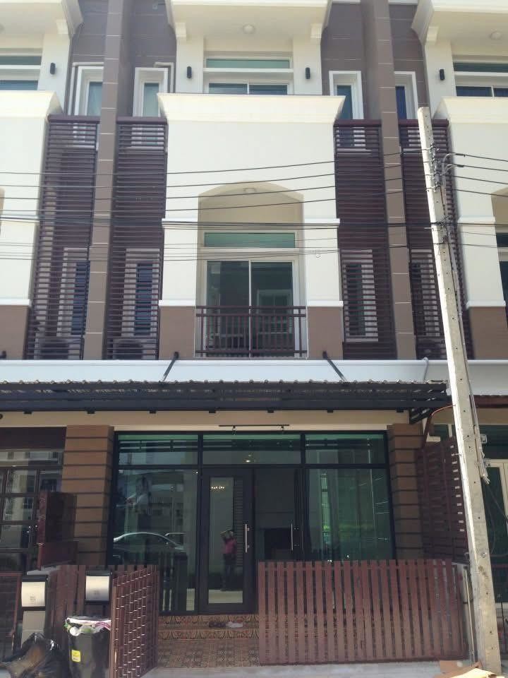 汶昆区 | Premium Place Nawamin – Ladprao 101 联排别墅出租 3卧 280平米 50,000泰铢/月