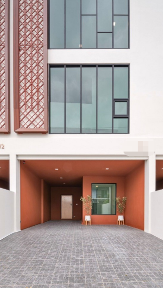 拉抛区 | Lat Phrao, Huai Khwang区域 家庭办公室出租 4房 235平米 50,000泰铢/月（可注册公司）