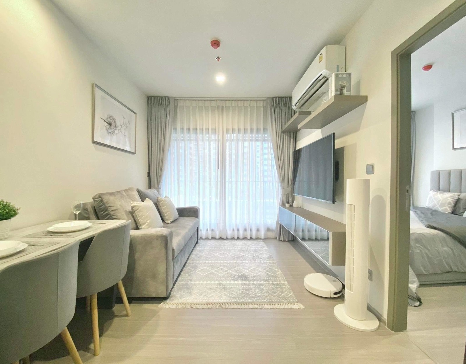 拉差贴威区 | Life Asoke Hype 公寓出租 1卧 32平米 26,000泰铢/月