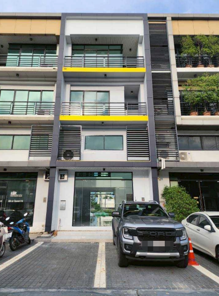 巴威区 | H Cape Biz Sector @ On-nut 办公别墅出租 3房 295平米 75,000泰铢/月（可做注册公司）