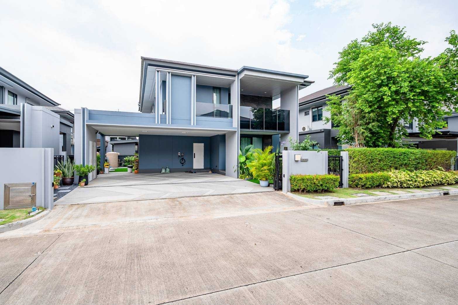 曼甲必区 | Setthasiri krungthep kreetha 2 独栋别墅出租 4卧 223平米 租金90,000泰铢/月，售价3800万泰铢