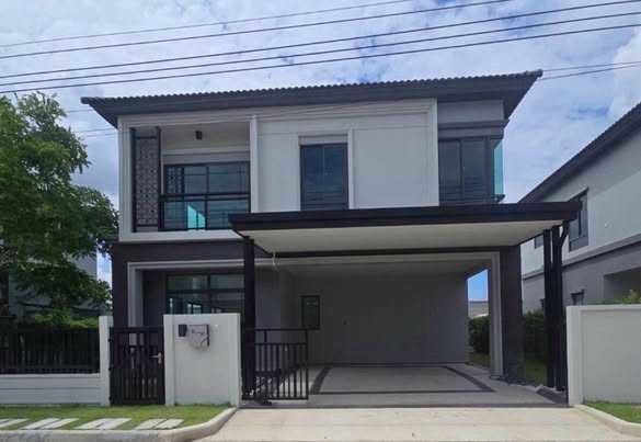 拉甲邦区 | Grand Britania Rama 9 - Krungthep Kreetha 独栋别墅出售 最后两栋，千万不要错过 1099万泰铢/栋