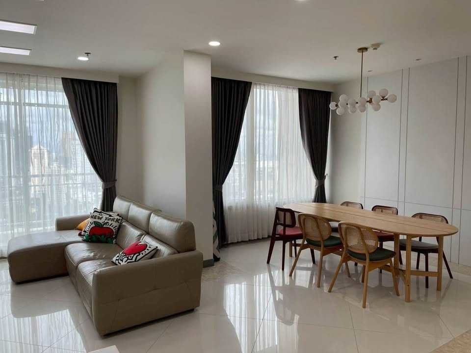 然那华区 | The Empire Place Sathorn 公寓出租/售 3卧 183平米 出租120,000泰铢/月，出售3250万泰铢