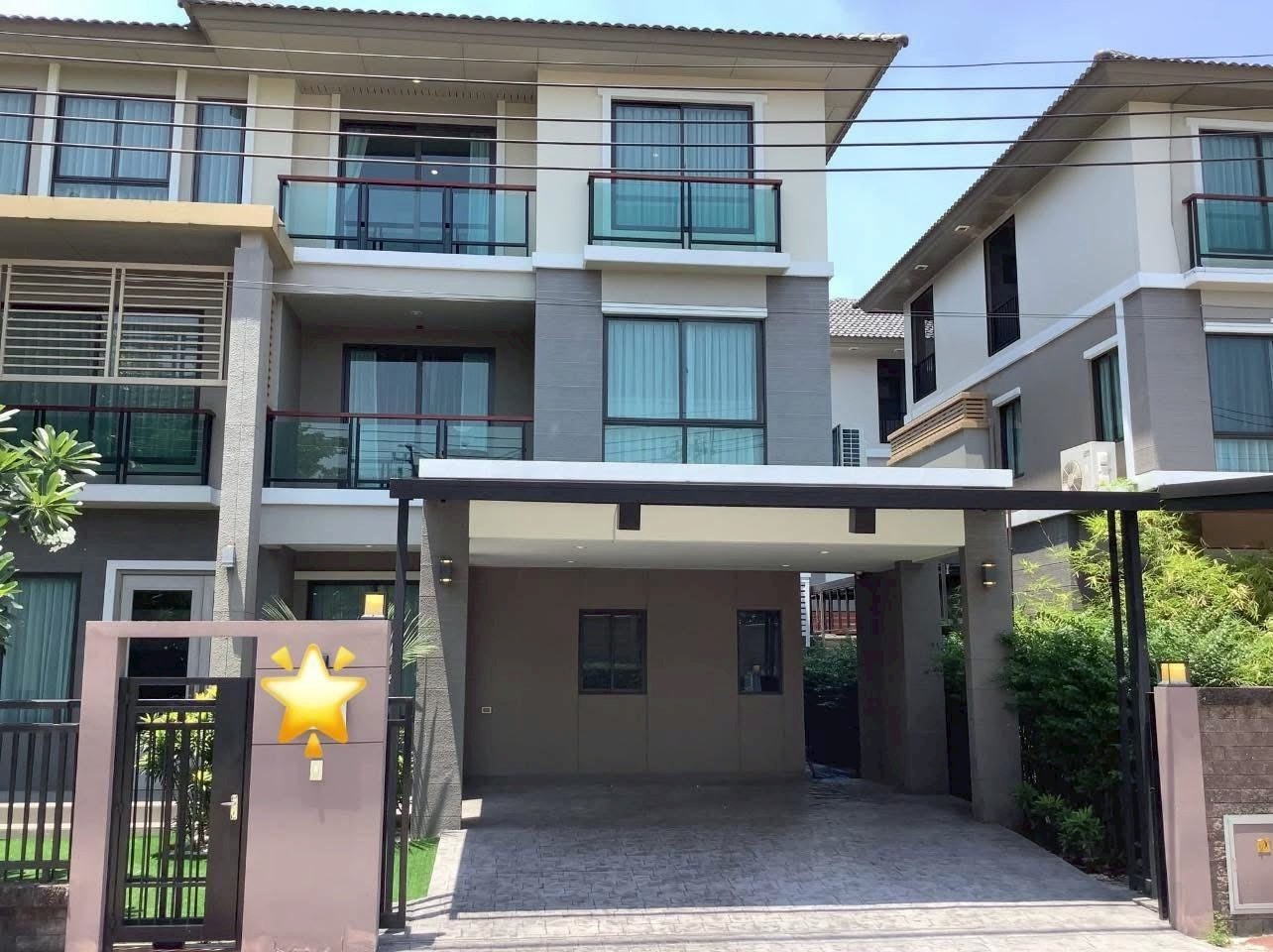 廊曼区 | Passorn Songprapha 独栋别墅出租/售 6卧 275平米 出租80,000泰铢/月，出售1690万泰铢