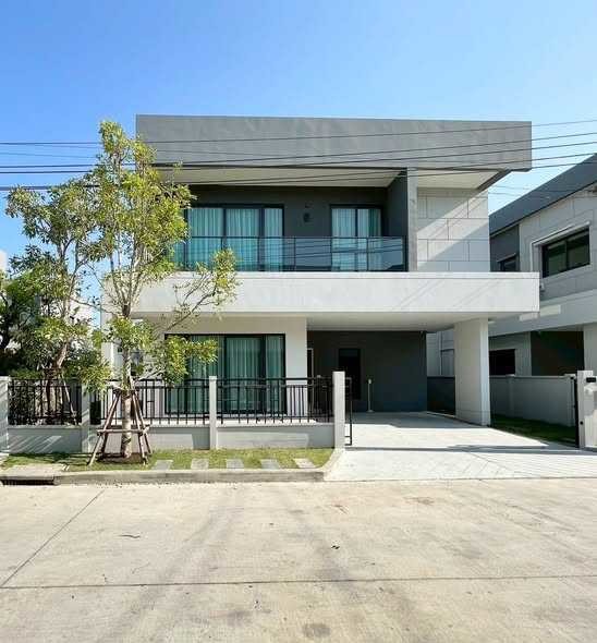 ​挽那区｜Centro Bangna  phase 1 独栋别墅出租（宠物友好） 4卧209平米 95,000泰铢/月