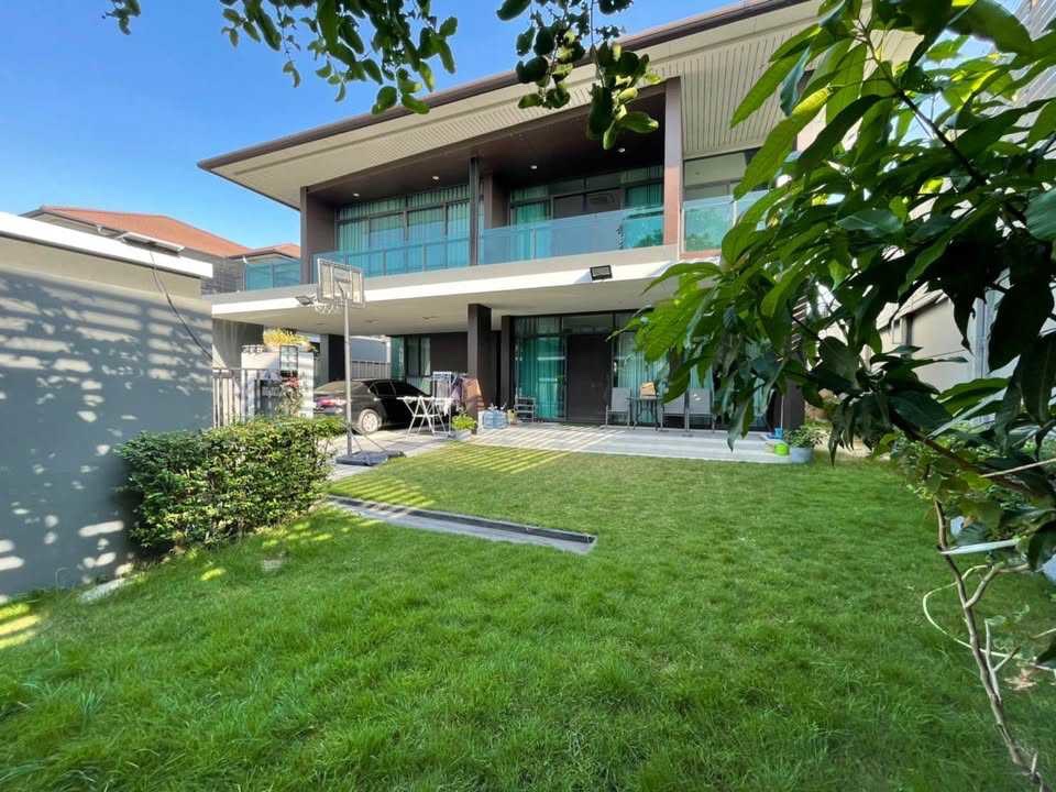 曼谷 沙攀松区 | Setthasiri Krungthepkreetha 1独栋别墅出售/出租 5卧4卫318平方米 租金180,000泰铢/月 售价35,000,000泰铢