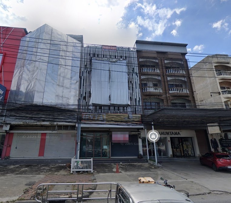 北榄府 孟县 | 诗纳卡琳路双联商业楼出租 192平方米 租金50,000泰铢/月  可注册公司