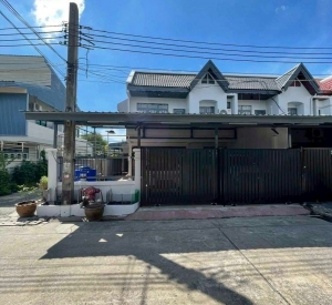 辉煌区 | Pracharat Bamphen 联排别墅出租 3卧 156平米 45,000泰铢/月