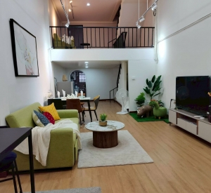 帕卡隆区 | Sukhumvit, Punnavithi巷 联排别墅出租 3卧 300平米 75,000泰铢/月