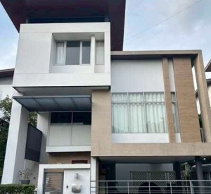 沙攀松区 | Nirvana Beyond Lite Rama 9 独栋别墅出租/售 4卧 370平米 出租75,000泰铢/月，出售2250万泰铢