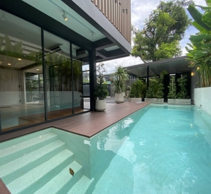 【推荐】曼谷Sukhumvit 71独栋别墅出售 4卧292平米 15,000铢/月 售价2,550万泰铢