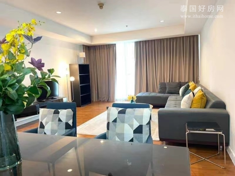 【推荐】Baan Siri 24公寓出租 3卧146平米 75,000泰铢/月