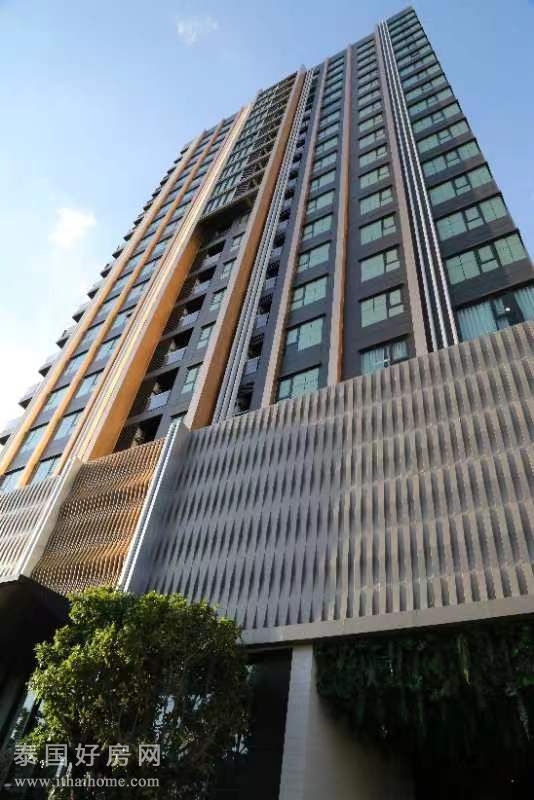 Life Sukhumit 62公寓出租  开间25平米 8500泰铢/月 靠近地铁站