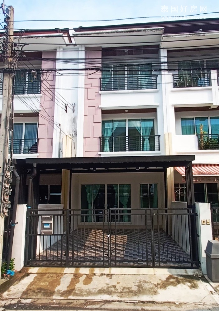 Baan Klang Muang Ladphao101 联排别墅出租 3卧80平米 25,000泰铢/月