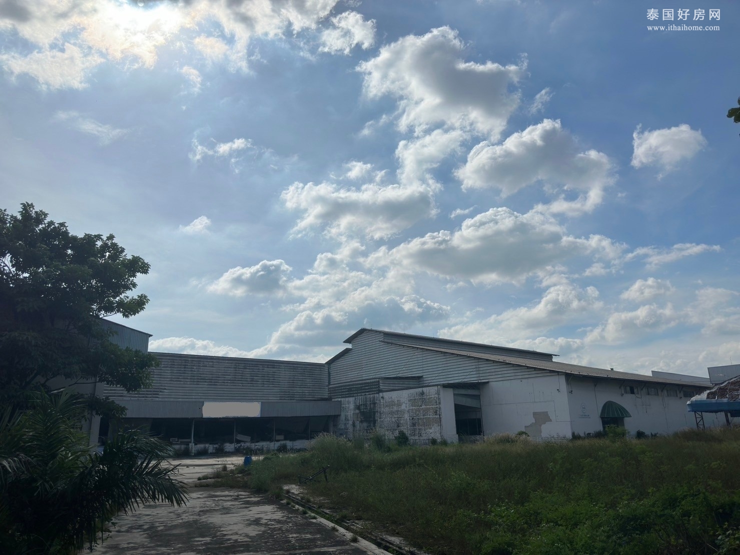 Nikhom Bangpu Samutprakan 仓库工厂出售 13248平米 1.8亿泰铢