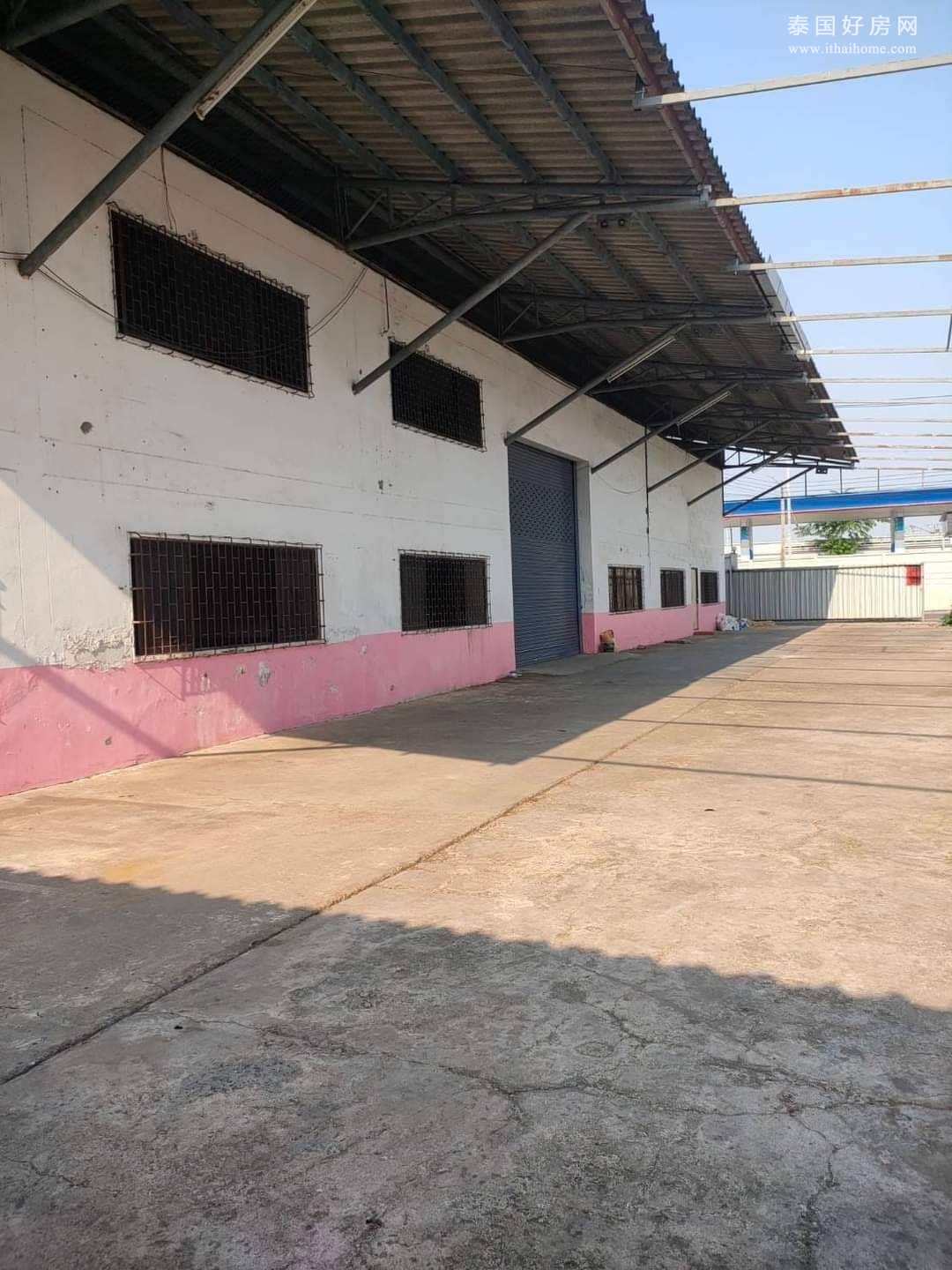 龙仔厝府 | Mueang Samut Sakhon 仓库出租 1,200平米 140,000泰铢/月