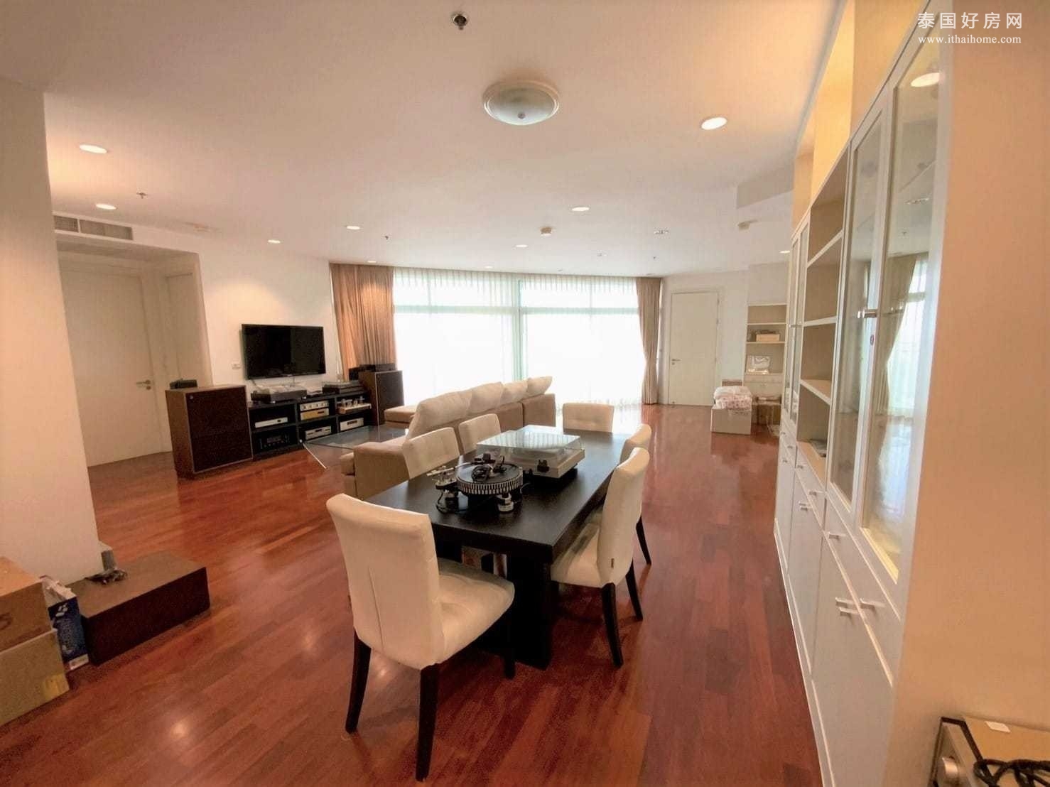 曼柯廉区 | Chatrium Riverside Residence 公寓出租 3卧 185平米 100,500泰铢/月