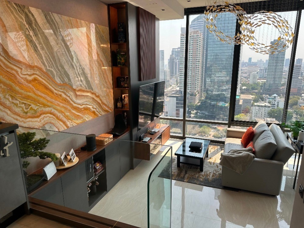 挽叻区 | Ashton Silom 公寓出租 2卧87平米 87,000泰铢/月
