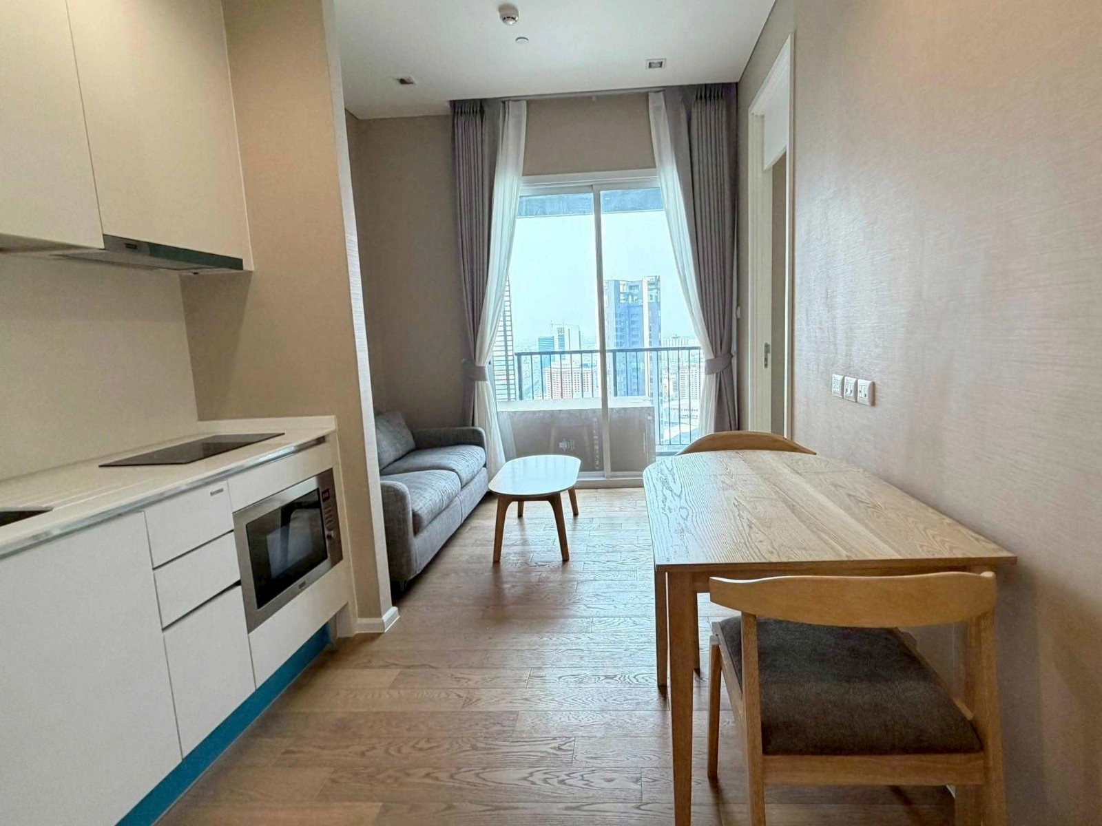 乍都节区 | The Saint Residences 公寓出租 1卧 35.6平米 18,500泰铢/月