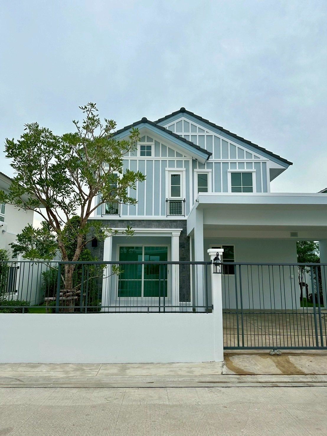 北榄府 | Villaggio 2 Srinakarin-Bangna 独栋别墅出租/售 3卧 137平米 出租60,000泰铢/月，出售720万泰铢