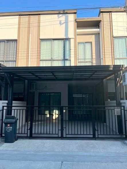 北榄府 | V Compound Bangna-Srinakarin 联排别墅出租/售 2卧 123平米 出租22,000泰铢/月，出售440万泰铢