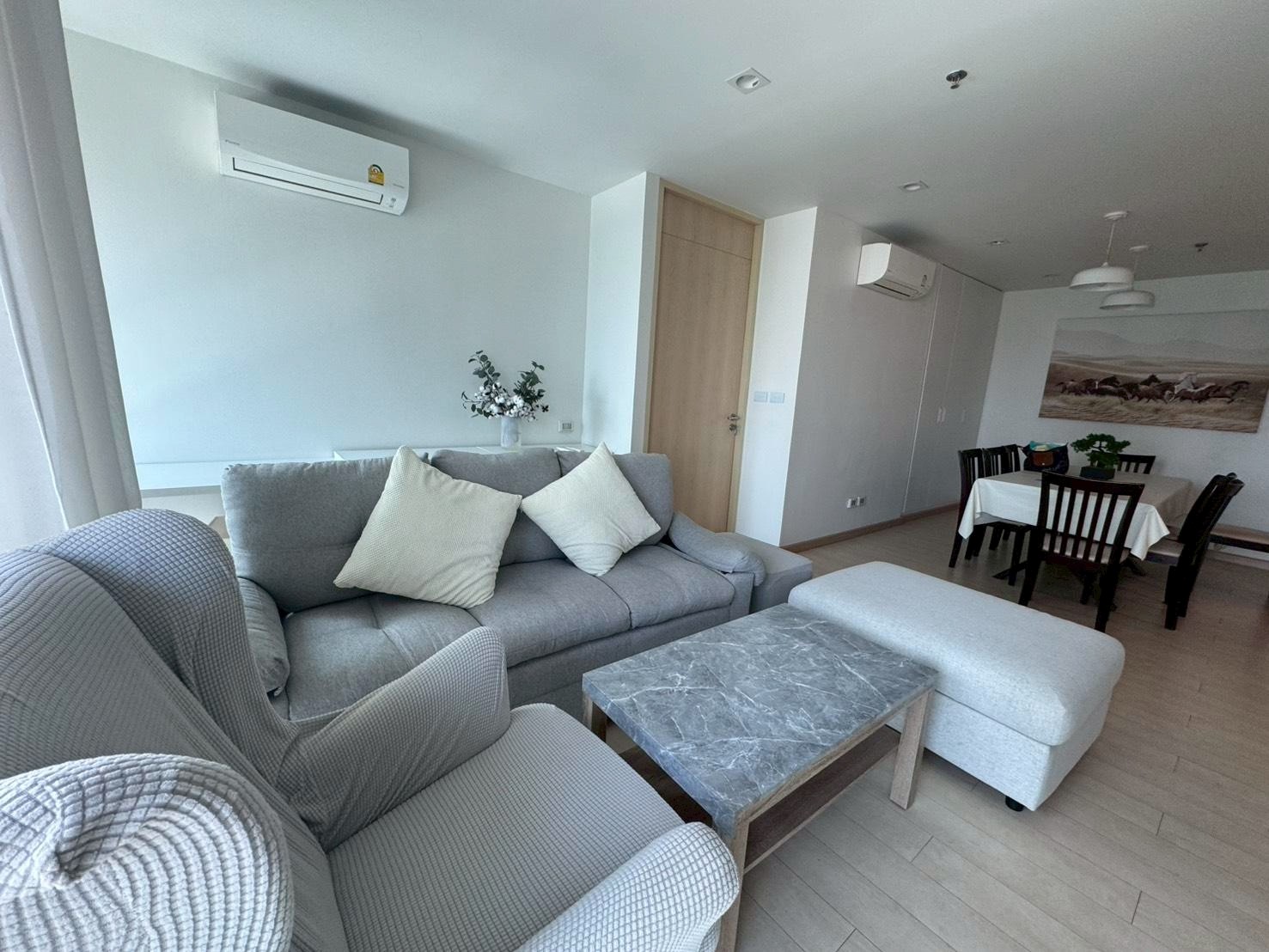 挽叻区 | silom suite 公寓出租/售 4卧 113.74平米 出租78,000泰铢/月，出售1550万泰铢