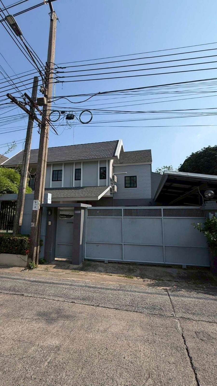 拉抛区 | Lat Phrao — Ratchada地段 独栋别墅出租 5卧 283平米 83,000泰铢/月