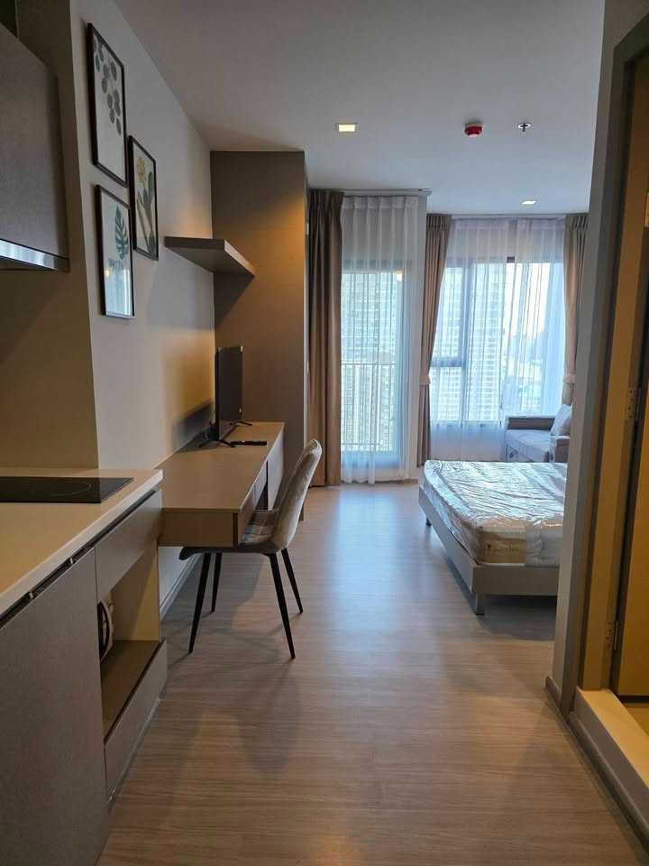 拉差贴威区 | Life Asoke Rama9 公寓出租 单间 26平米 17,000泰铢/月