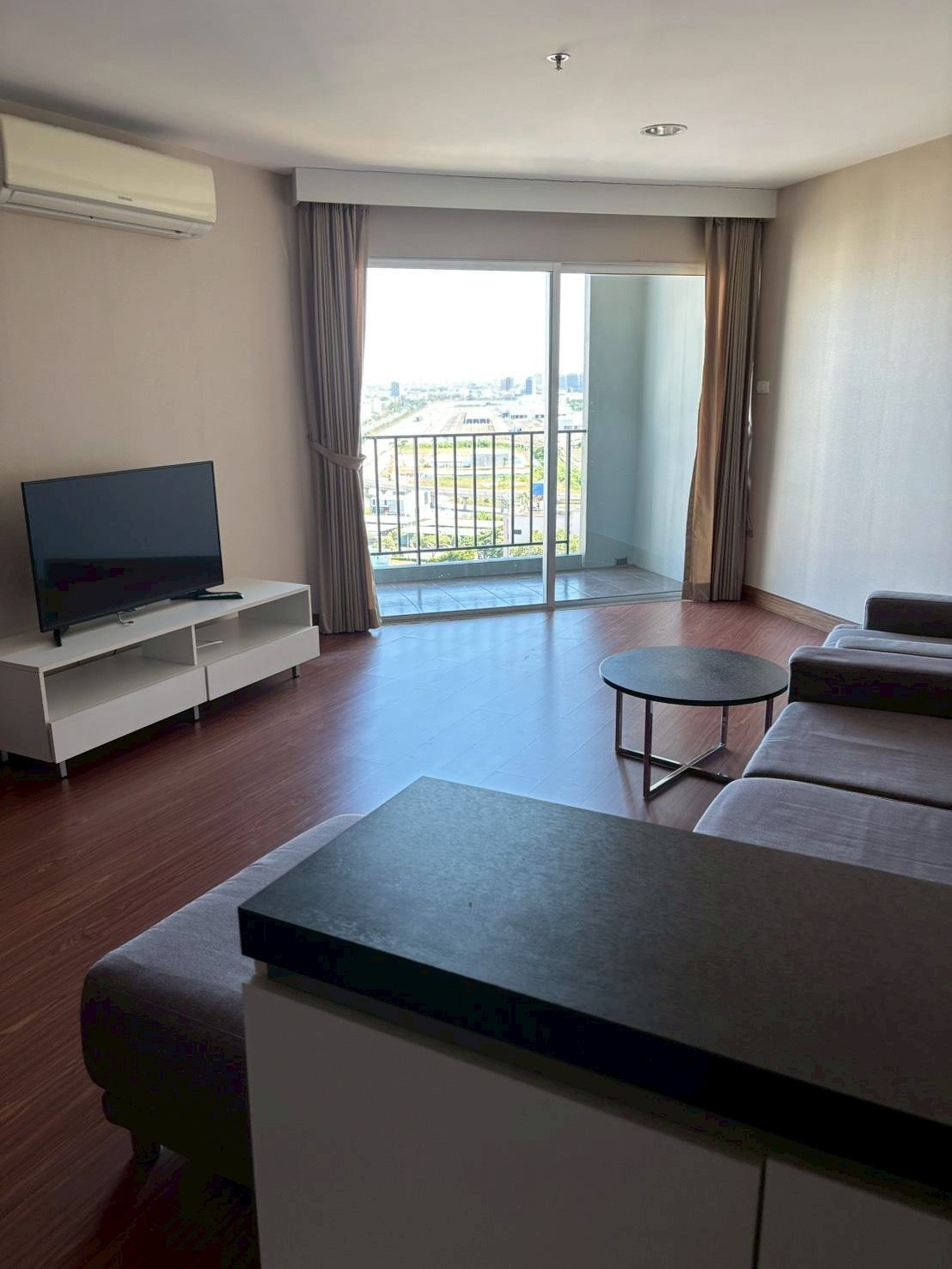 辉煌区 | Belle Grand Rama9 公寓出租 2卧 70平米 34,000泰铢/月