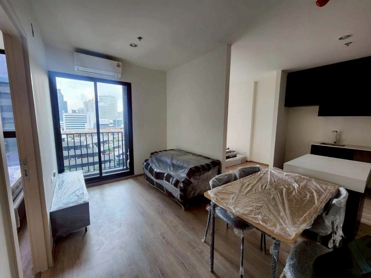 辉煌区 | Nue District R9 公寓出租 2卧 41.25平米 30,000泰铢/月